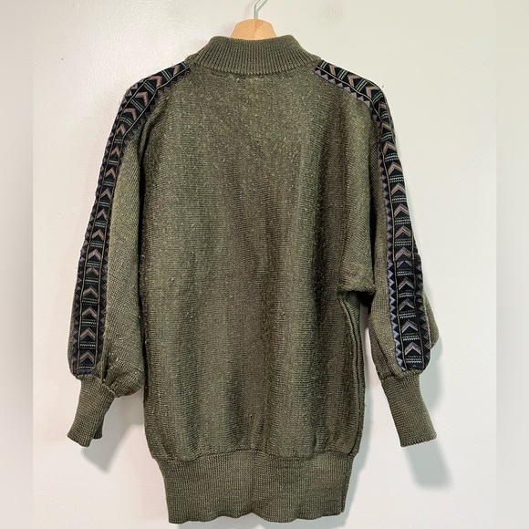 Orange Vintage Olive Green Knit Sweater - Size M - Picture 9 of 12